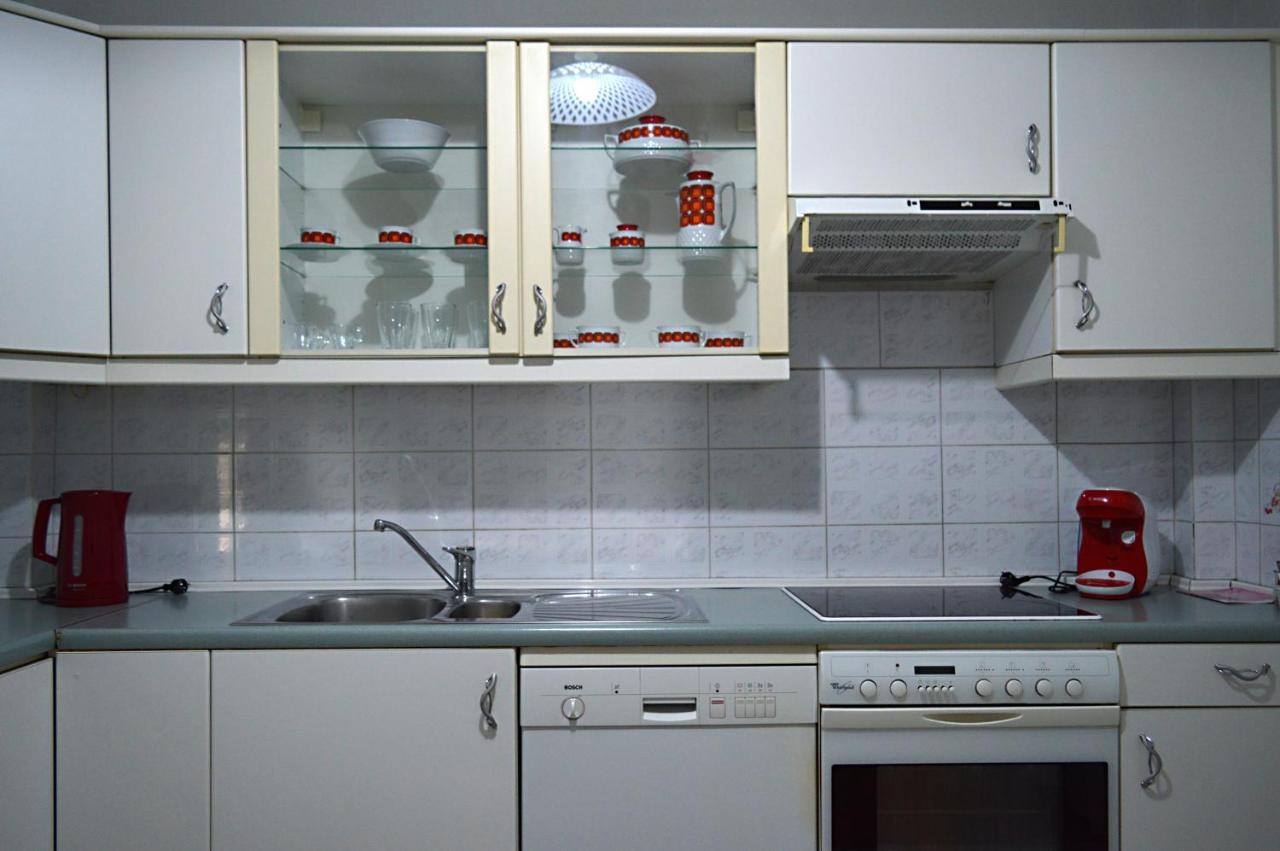 Ευρύχωρο Διαμέρισμα Στο Κέντρο Της Πόλης Kastoria Exterior foto